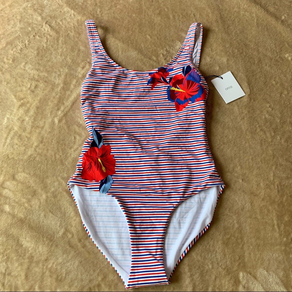New Onia Kelly Floral Design Swimsuit Size XL